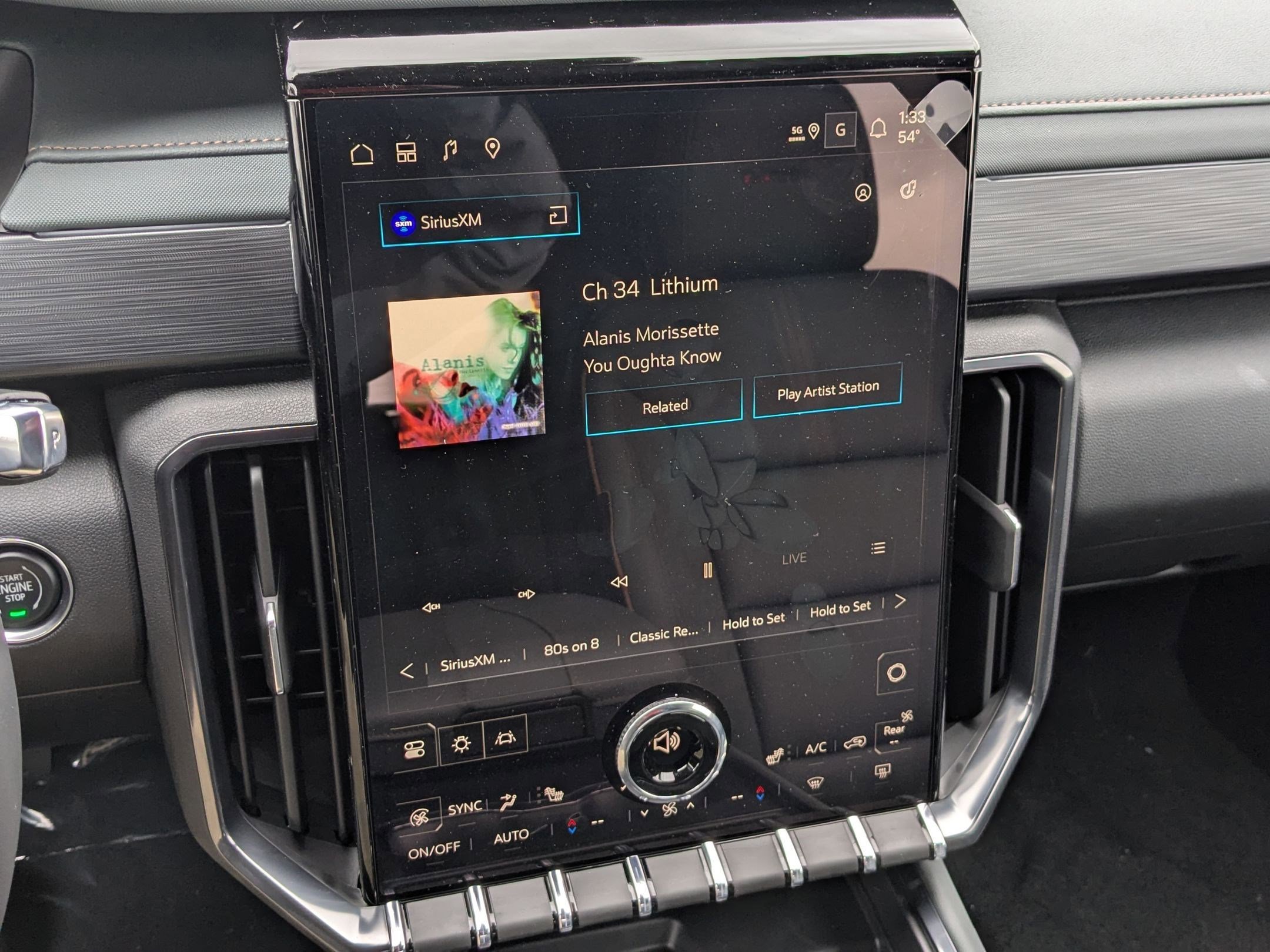 2025 Gmc Acadia AT4 photo 9