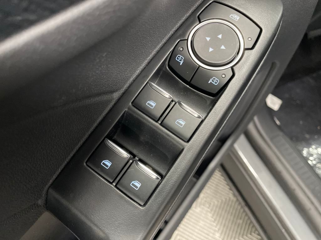 2025 Ford Escape Hybrid ST-Line photo 29