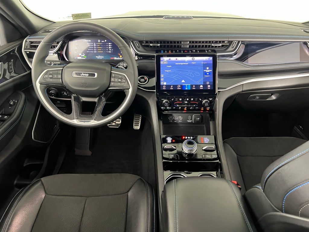 2022 Jeep Grand Cherokee Trailhawk 4xe photo 10