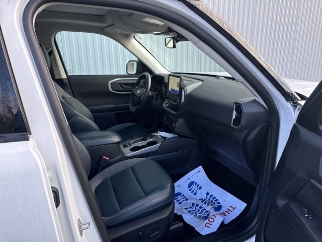 2023 Ford Bronco Sport Outer Banks photo 4
