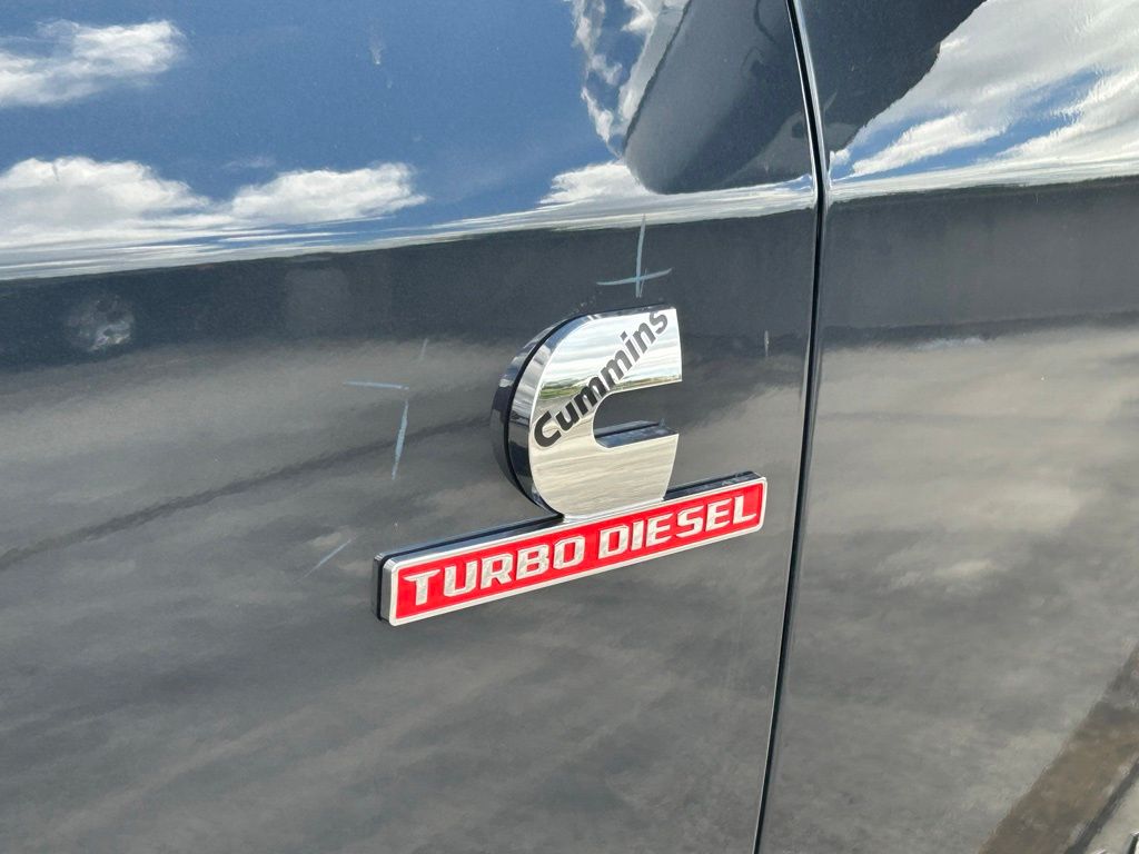 2025 Ram 3500 Laramie photo 23