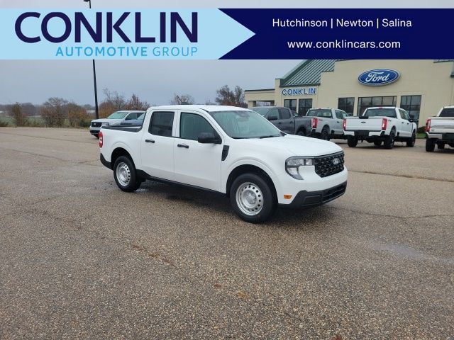 2025 Ford Maverick XL's photo