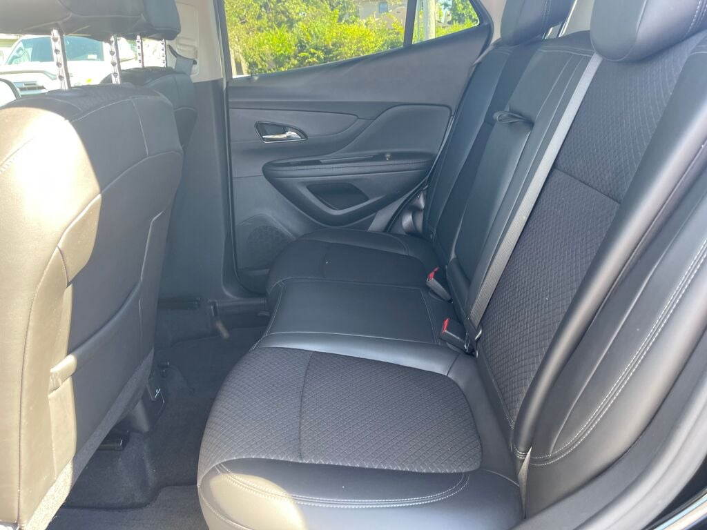 2022 Buick Encore Preferred photo 16