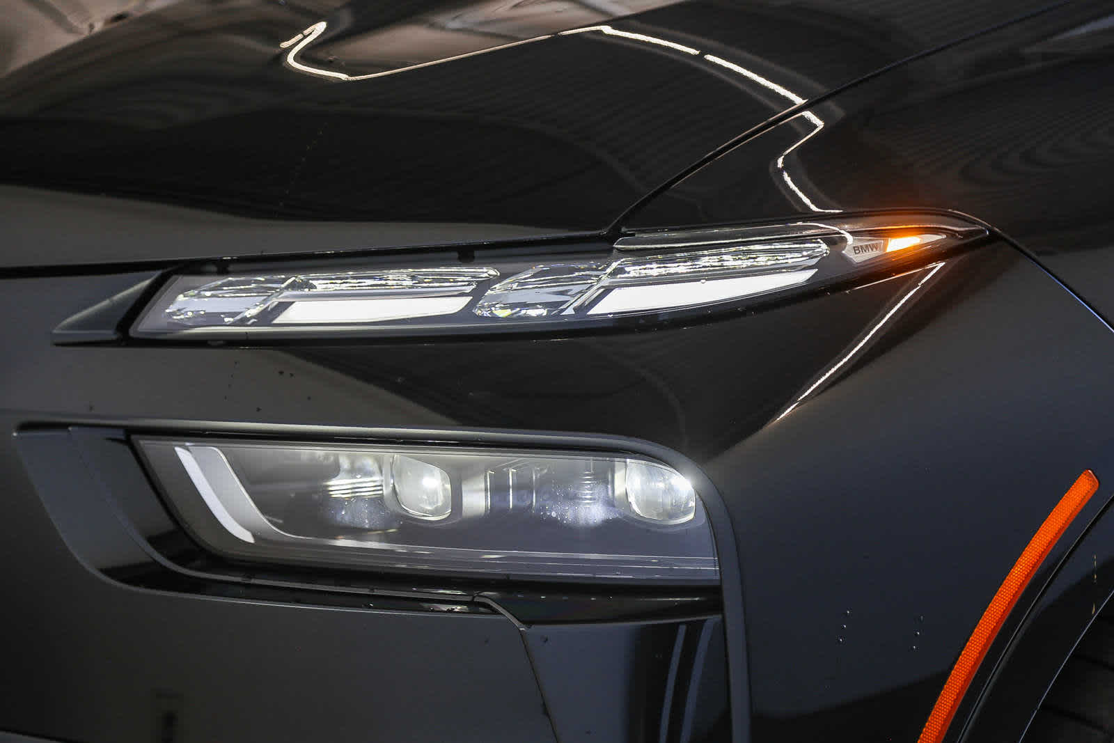 2025 Bmw X7 ALPINA XB7 photo 5