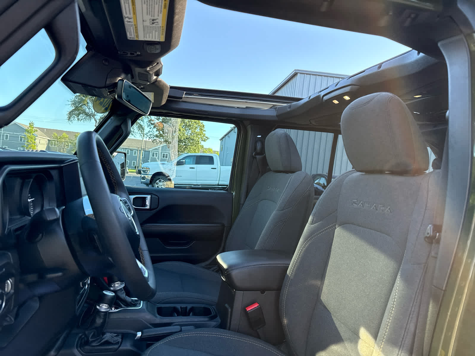 2024 Jeep Wrangler 4xe Sahara photo 19