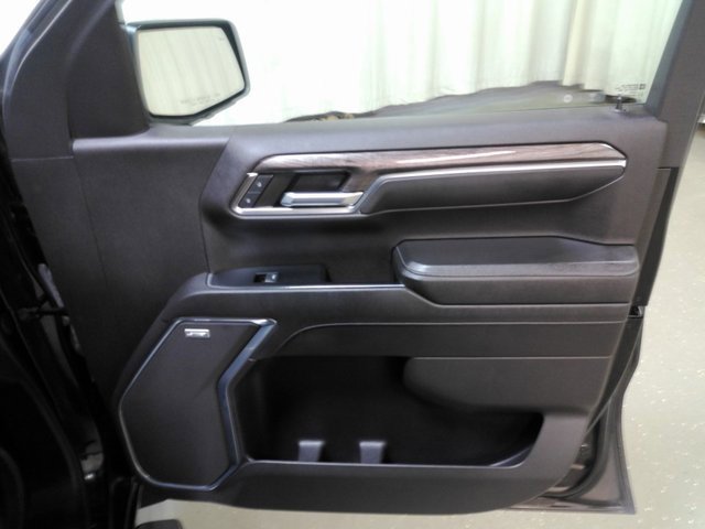 2022 Chevrolet Silverado 1500 LTZ photo 23