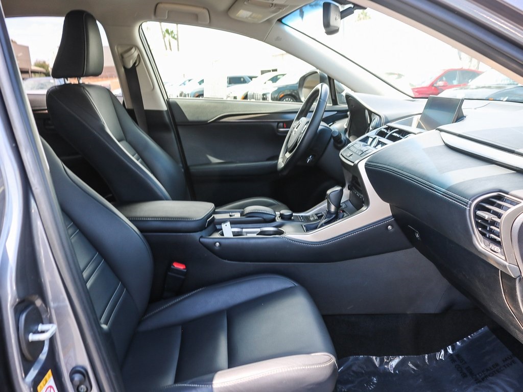 2016 Lexus NX 200t Luxury photo 17