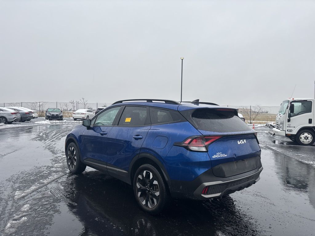 2023 Kia Sportage X-Line photo 3