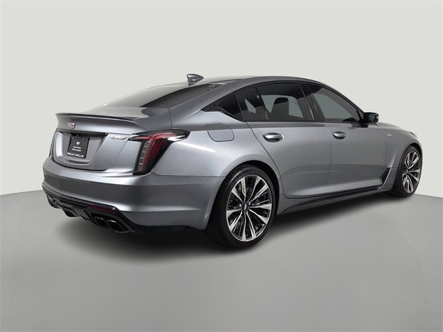 2022 Cadillac CT5 photo 3