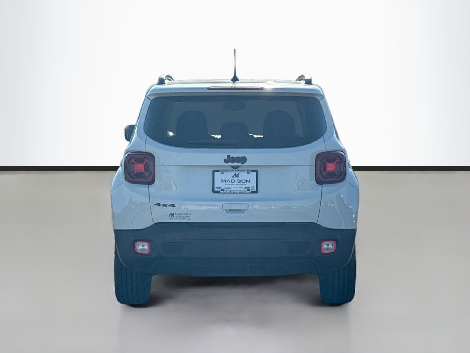 2020 Jeep Renegade Latitude photo 3