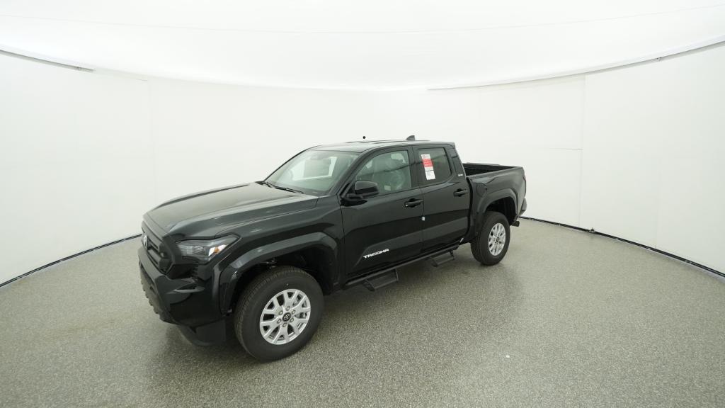 2025 Toyota Tacoma SR5's photo