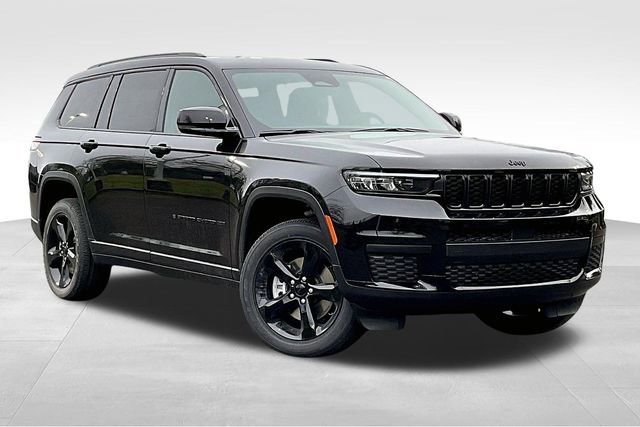 2025 Jeep Grand Cherokee L Altitude's photo