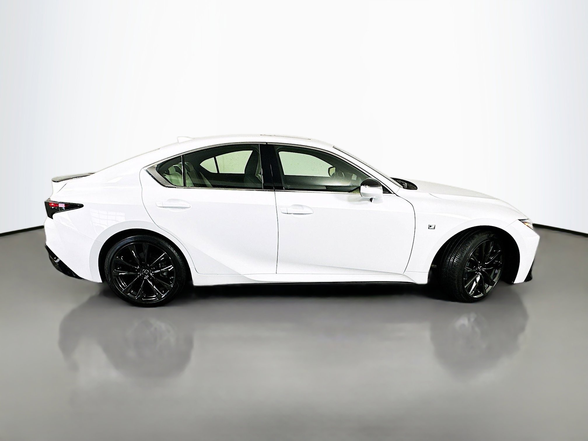 2022 Lexus IS 350 F SPORT AWD photo 8