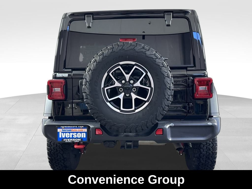 2024 Jeep Wrangler Rubicon photo 4