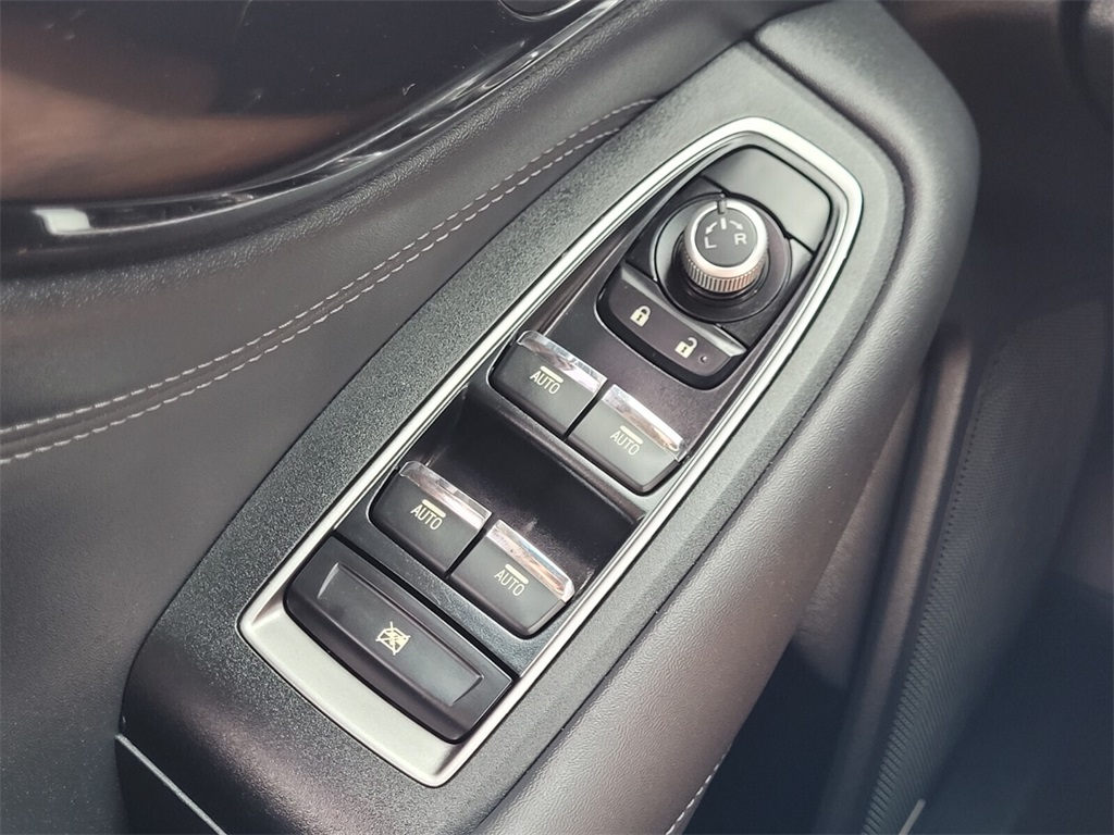 2020 Subaru Outback Limited photo 23