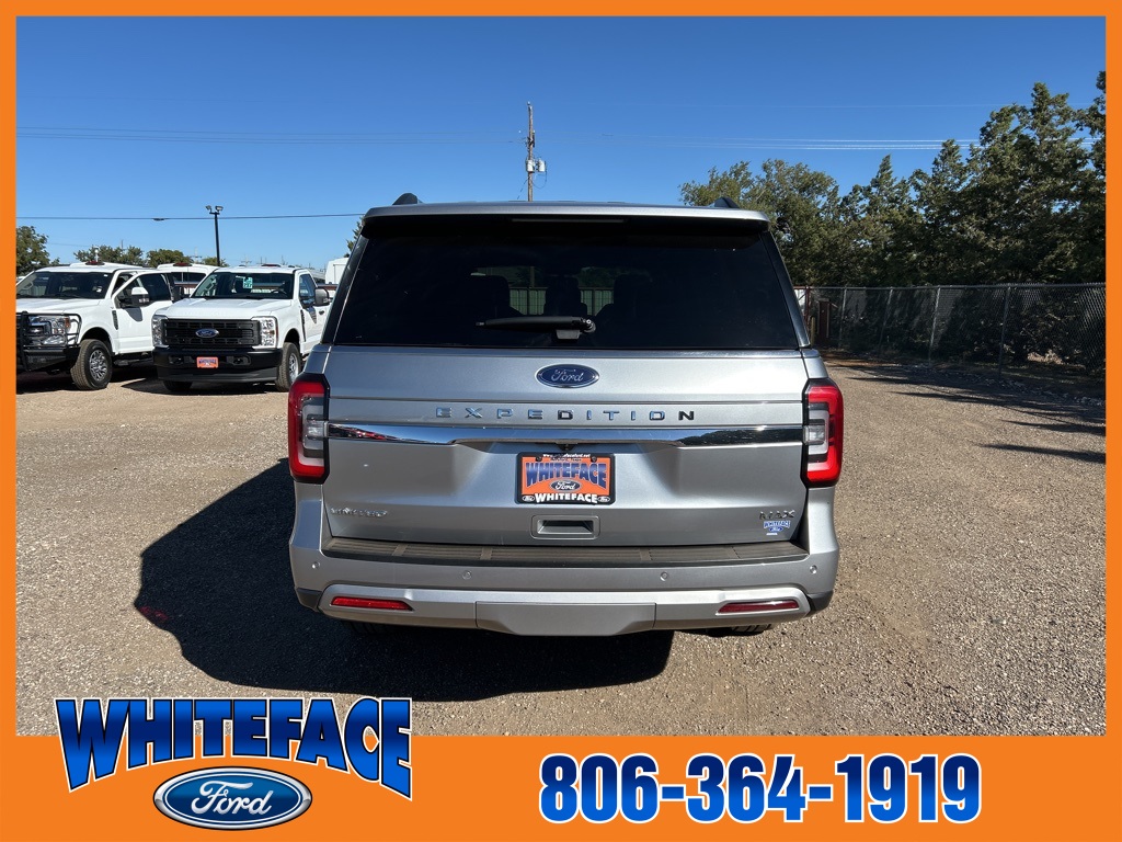 2024 Ford Expedition MAX Limited photo 4