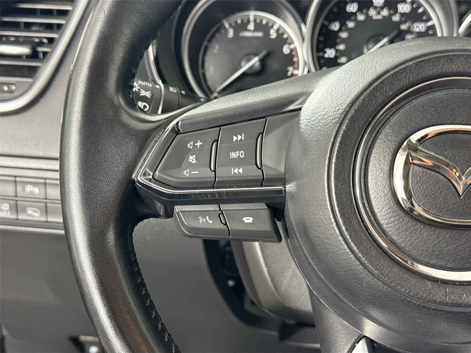 2022 Mazda CX-9 Touring photo 16