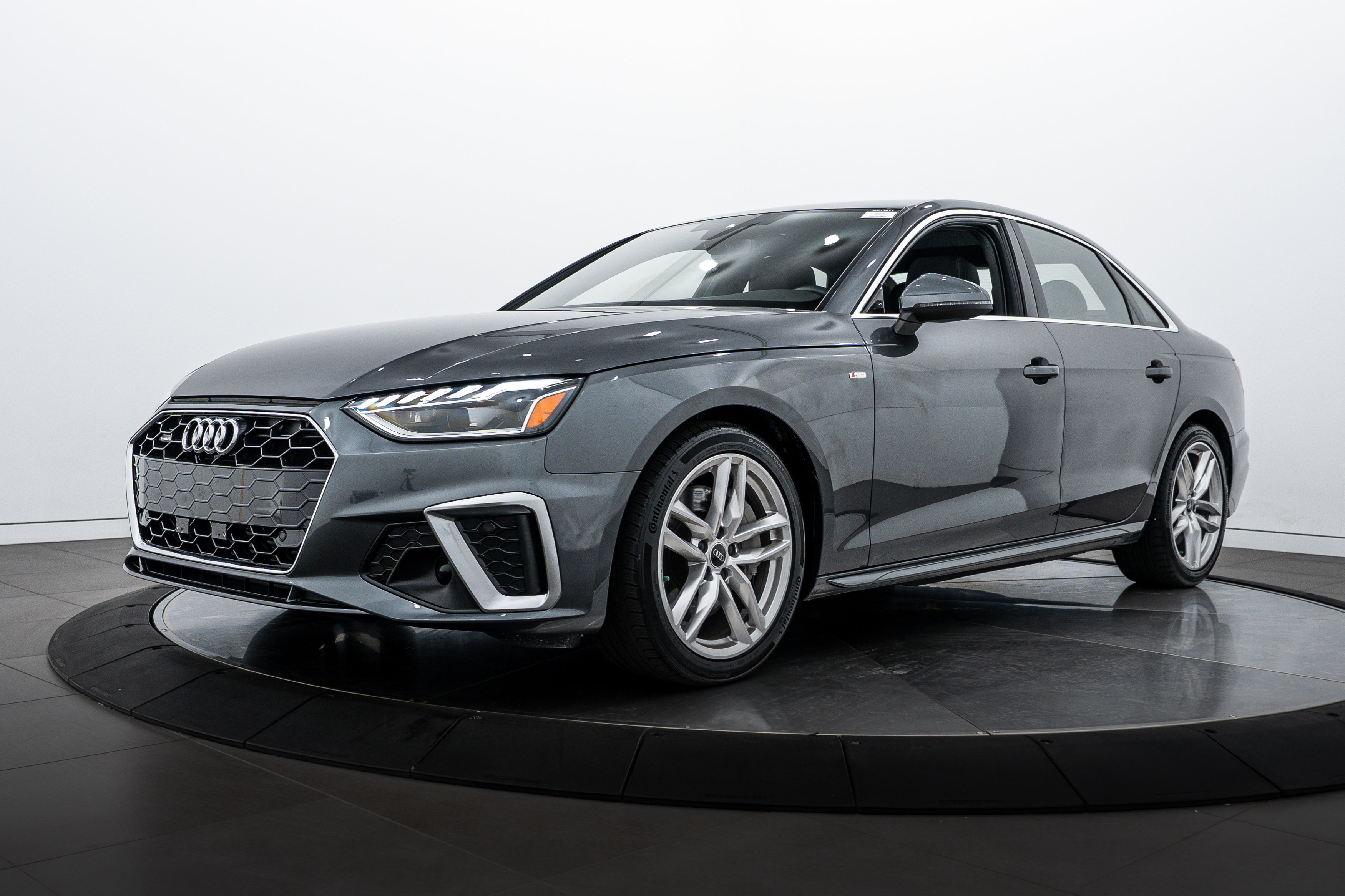 2023 Audi A4 S line Quattro Premium photo 7