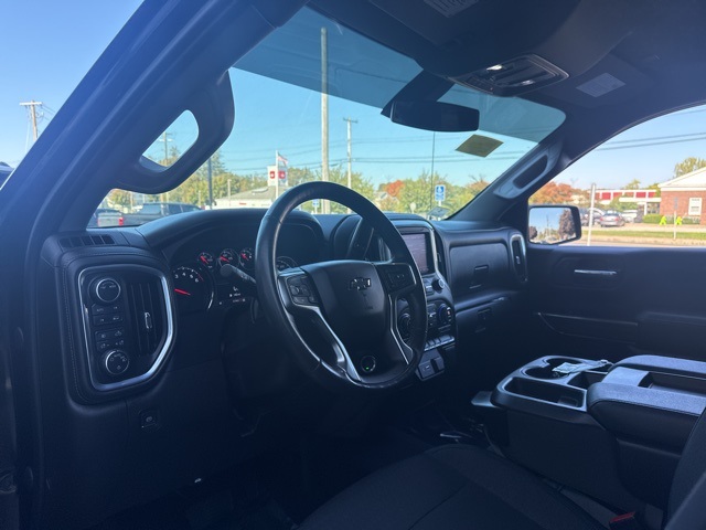 2021 Chevrolet Silverado 1500 RST photo 4