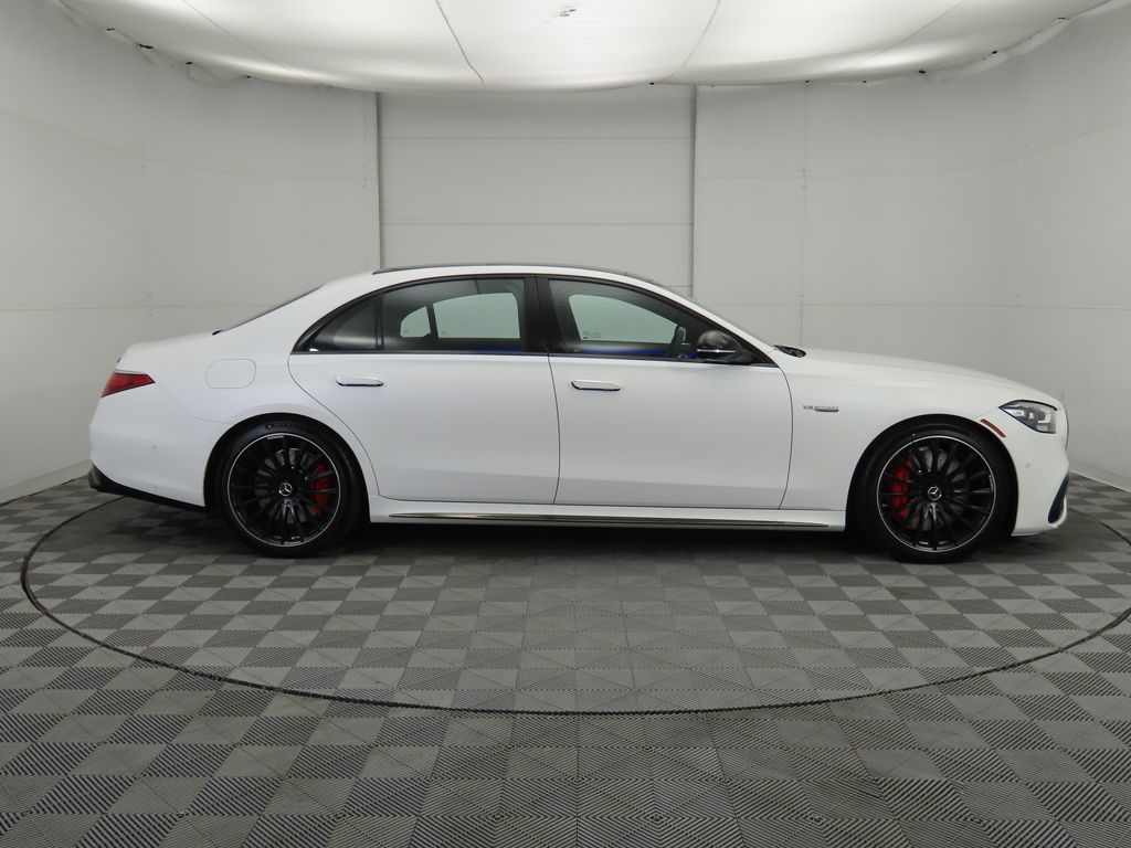2026 Mercedes Benz S 63 e photo 4