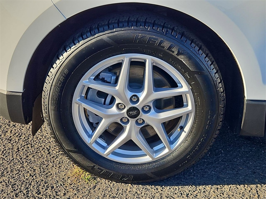 2024 Ford Edge SEL photo 33