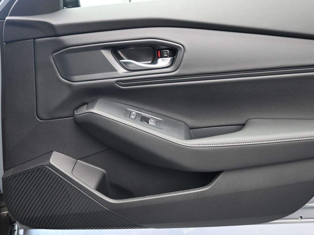 2025 Honda Accord Hybrid Sport photo 28