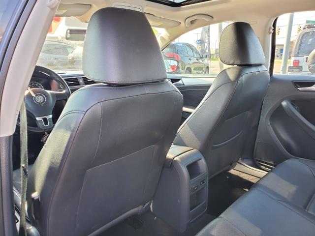 2014 Volkswagen Jetta SE photo 23