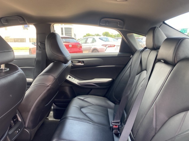2022 Toyota Avalon Hybrid XLE Plus photo 16