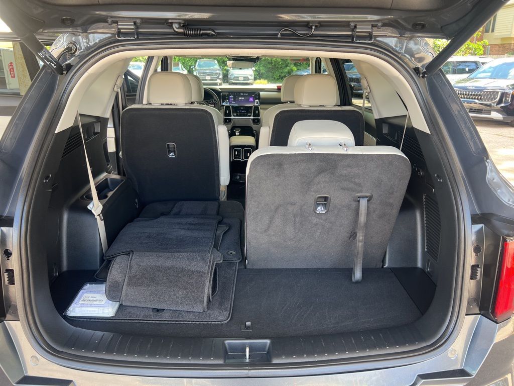 2022 Kia Sorento SX photo 9