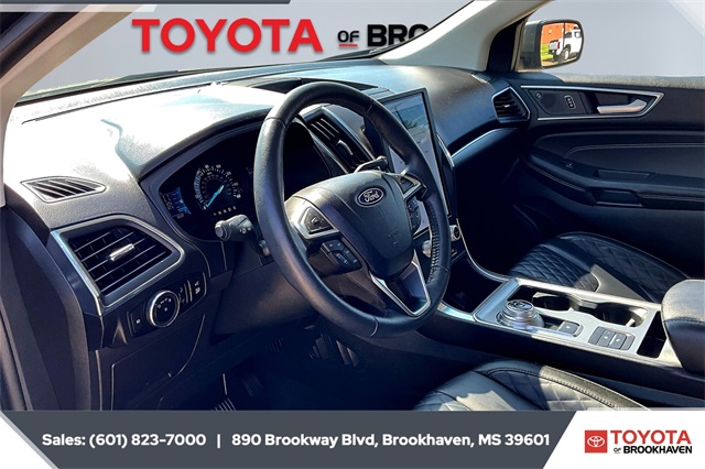 2024 Ford Edge Titanium photo 12