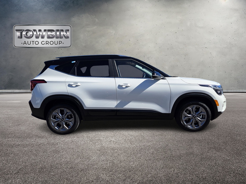 2024 Kia Seltos S photo 3
