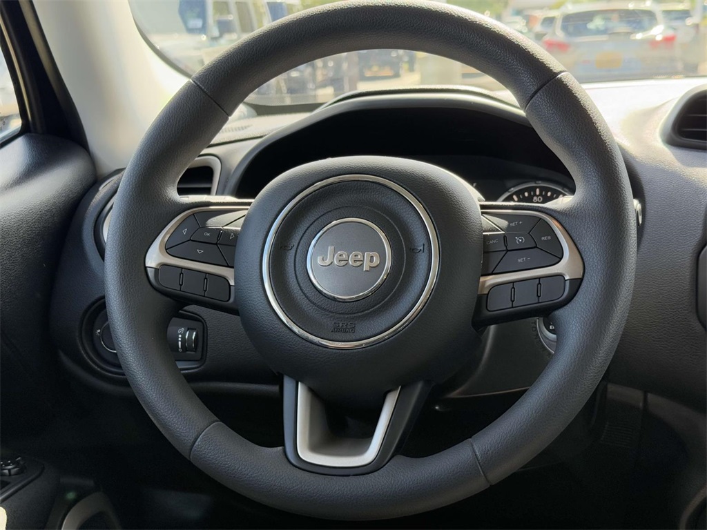 2017 Jeep Renegade Sport photo 15