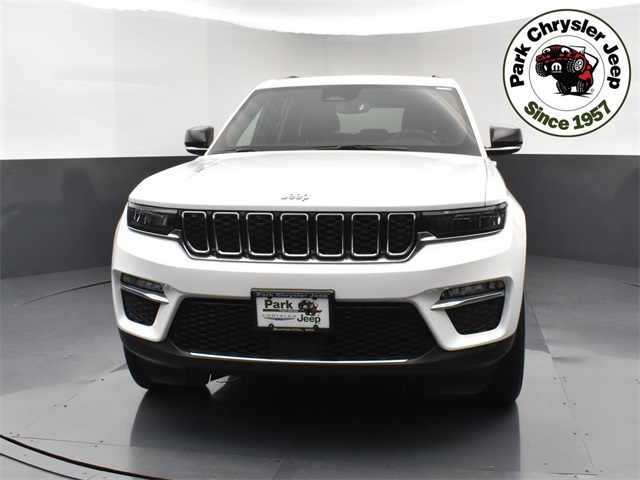 2025 Jeep Grand Cherokee Limited photo 2