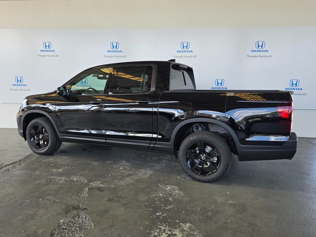 2025 Honda Ridgeline Black Edition photo 4