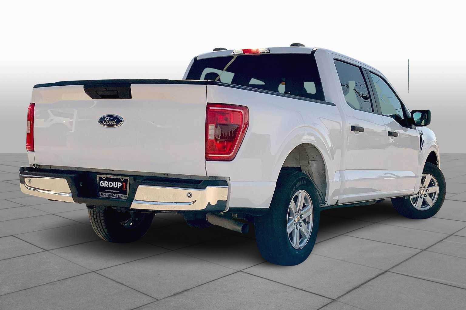 2023 Ford F-150 XLT photo 11