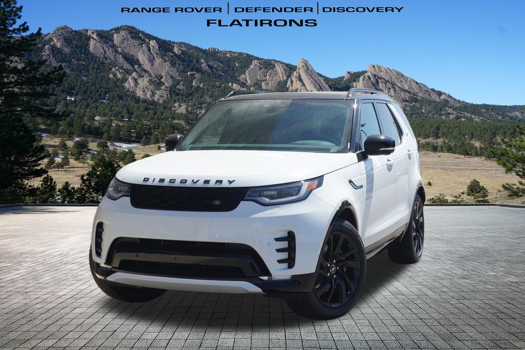 2025 Land Rover Discovery Dynamic SE's photo
