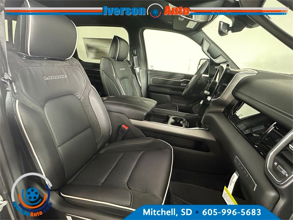 2026 Ram 1500 Laramie photo 27