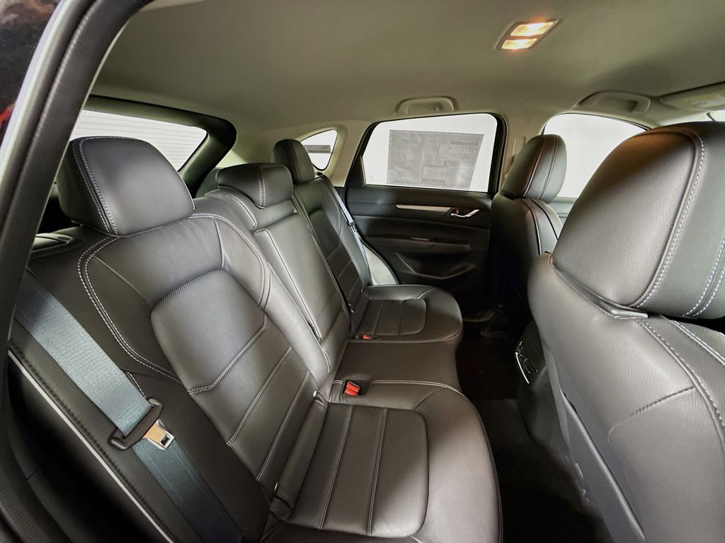 2025 Mazda CX-5 2.5 S Preferred photo 25