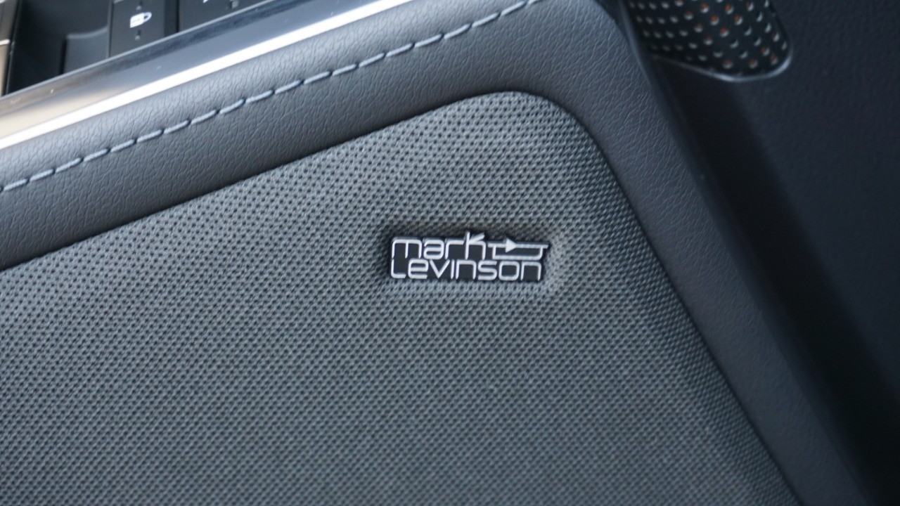 2024 Lexus GX 550 Luxury photo 19