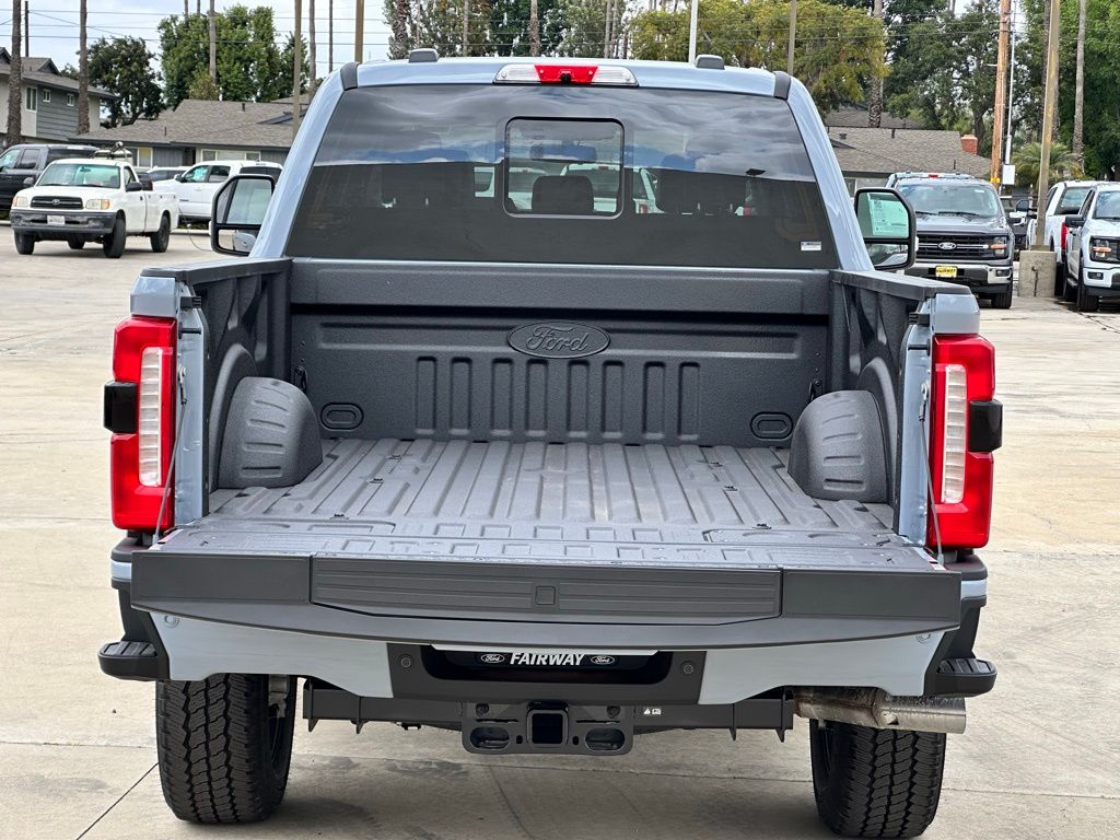 2025 Ford F-250 Lariat photo 19