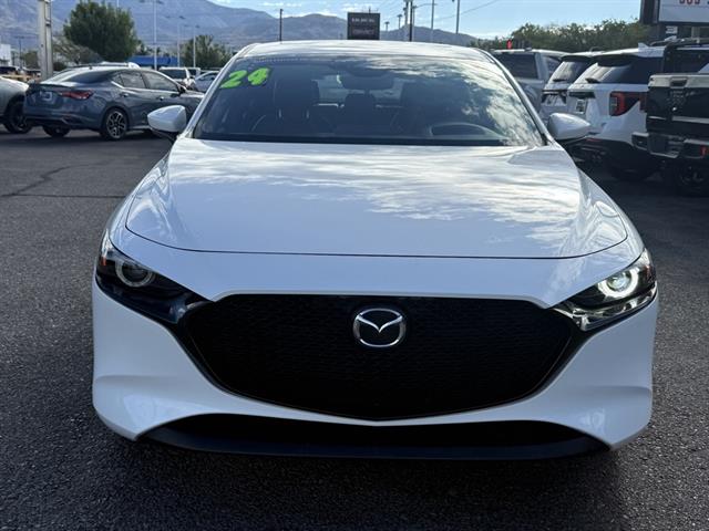 2024 Mazda Mazda3 2.5 s Premium photo 3