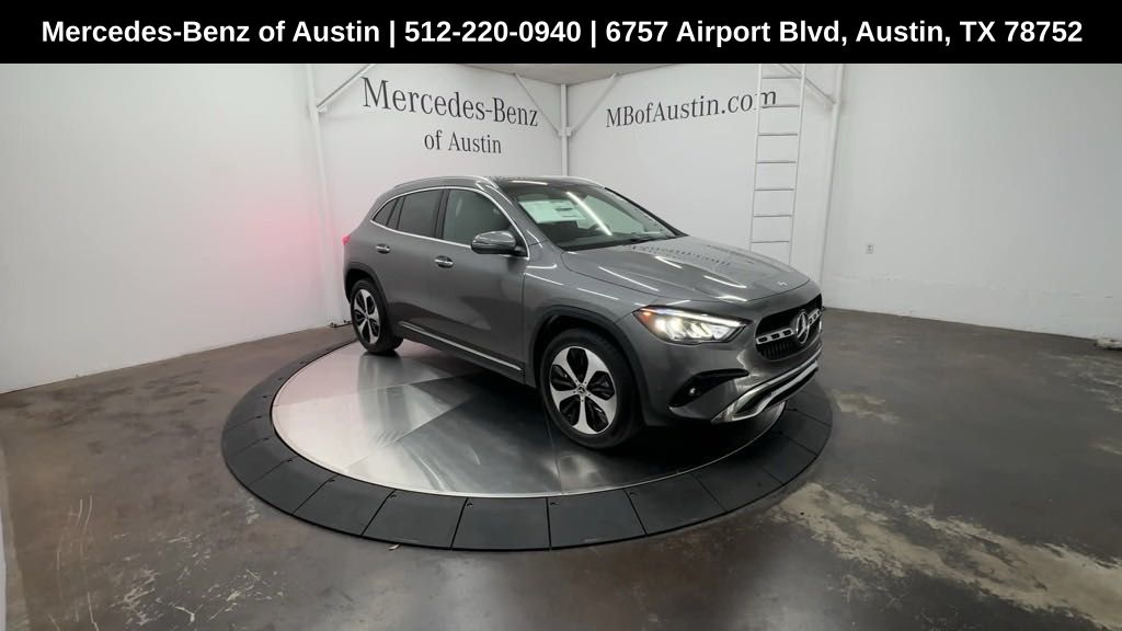 2025 Mercedes Benz GLA 250 photo 2