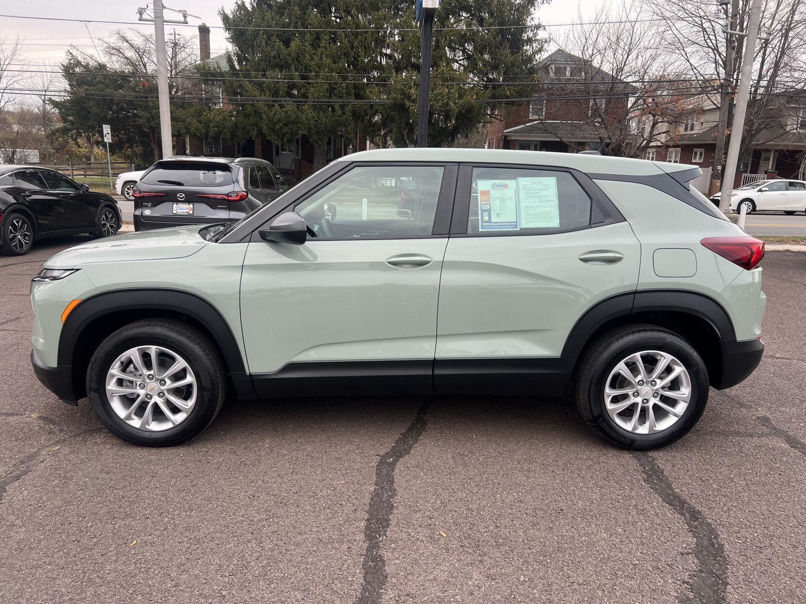 2026 Chevrolet Trailblazer LS photo 4