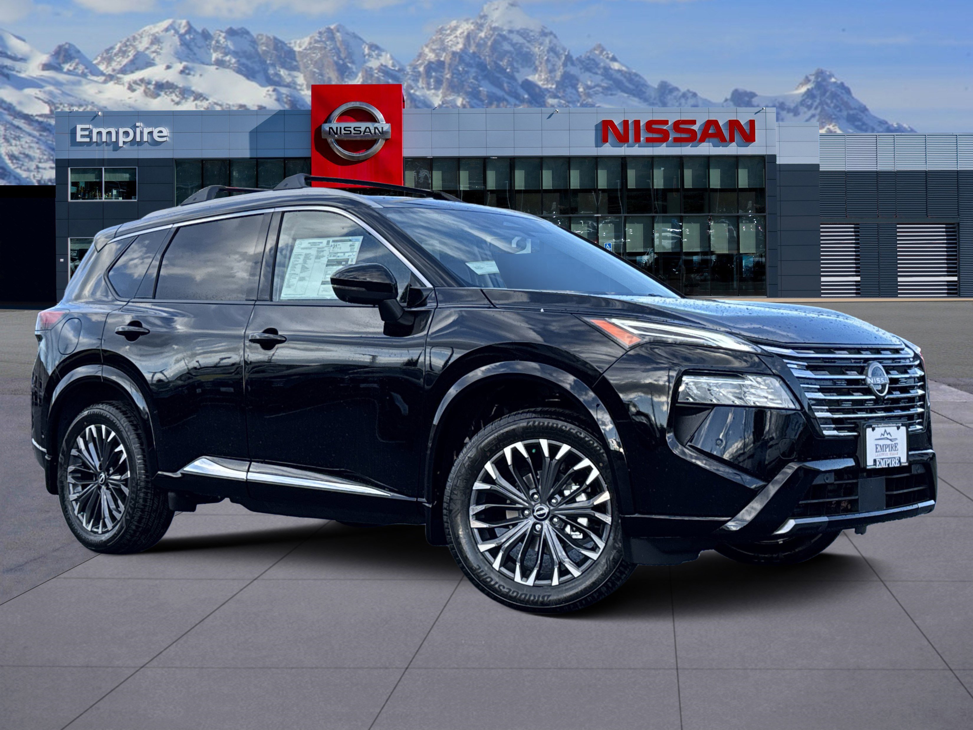 2026 Nissan Rogue Platinum's photo