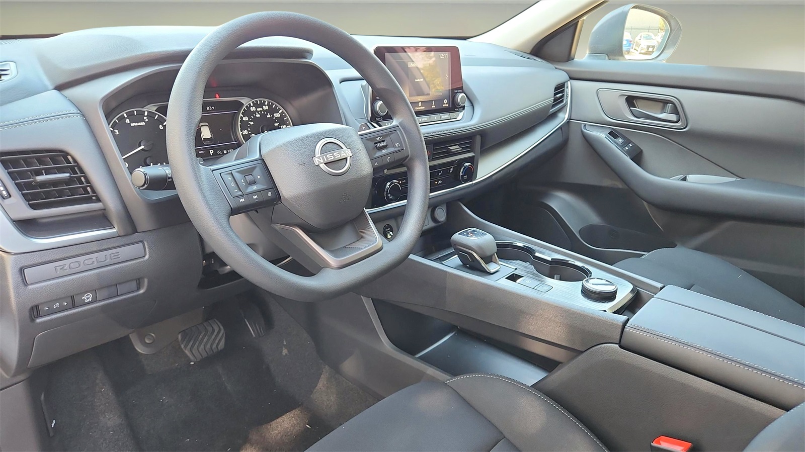 2025 Nissan Rogue S photo 8