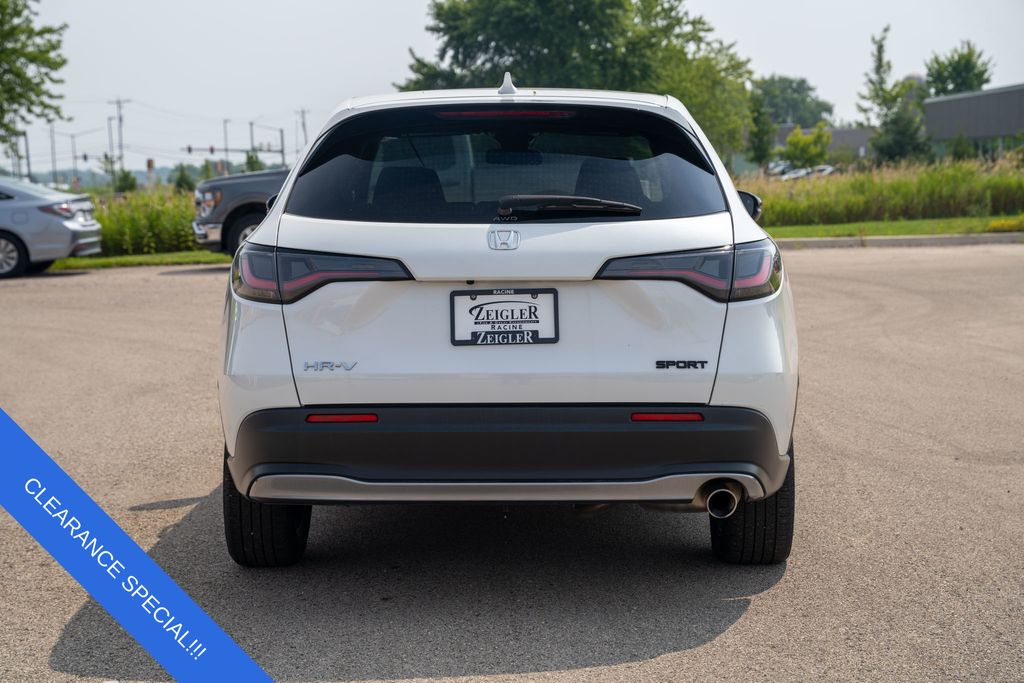 2025 Honda HR-V Sport photo 4