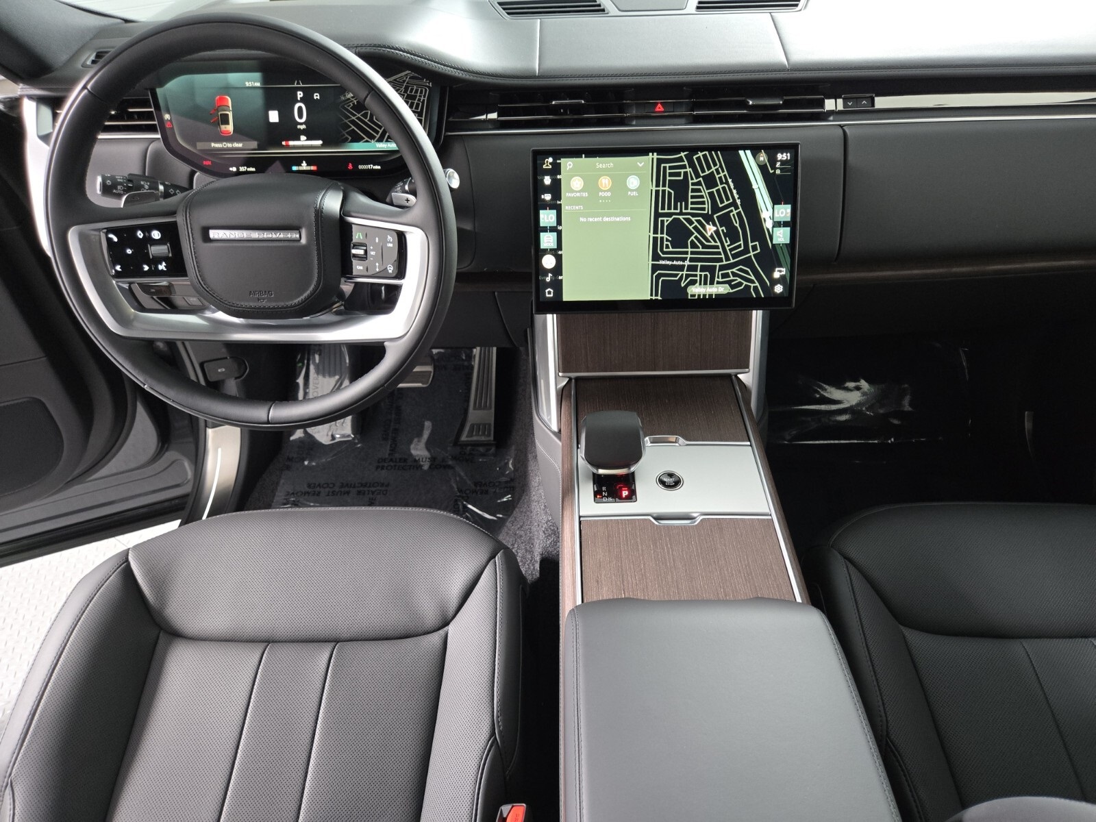 2025 Land Rover Range Rover SE photo 3