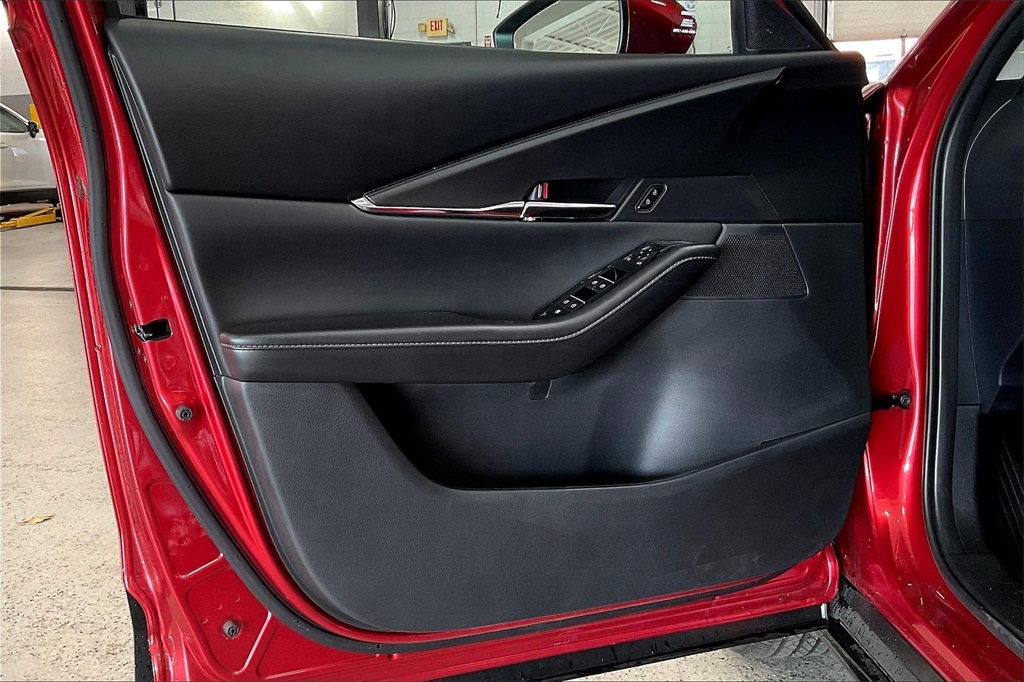 2025 MAZDA CX-30 - Image 22
