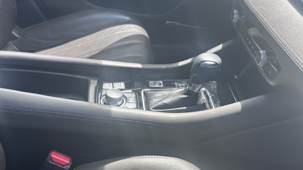 2020 Mazda Mazda6 Signature photo 6