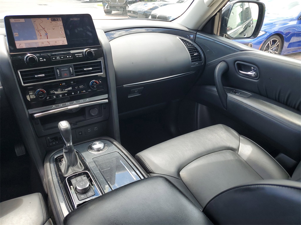 2022 Nissan Armada SV photo 16